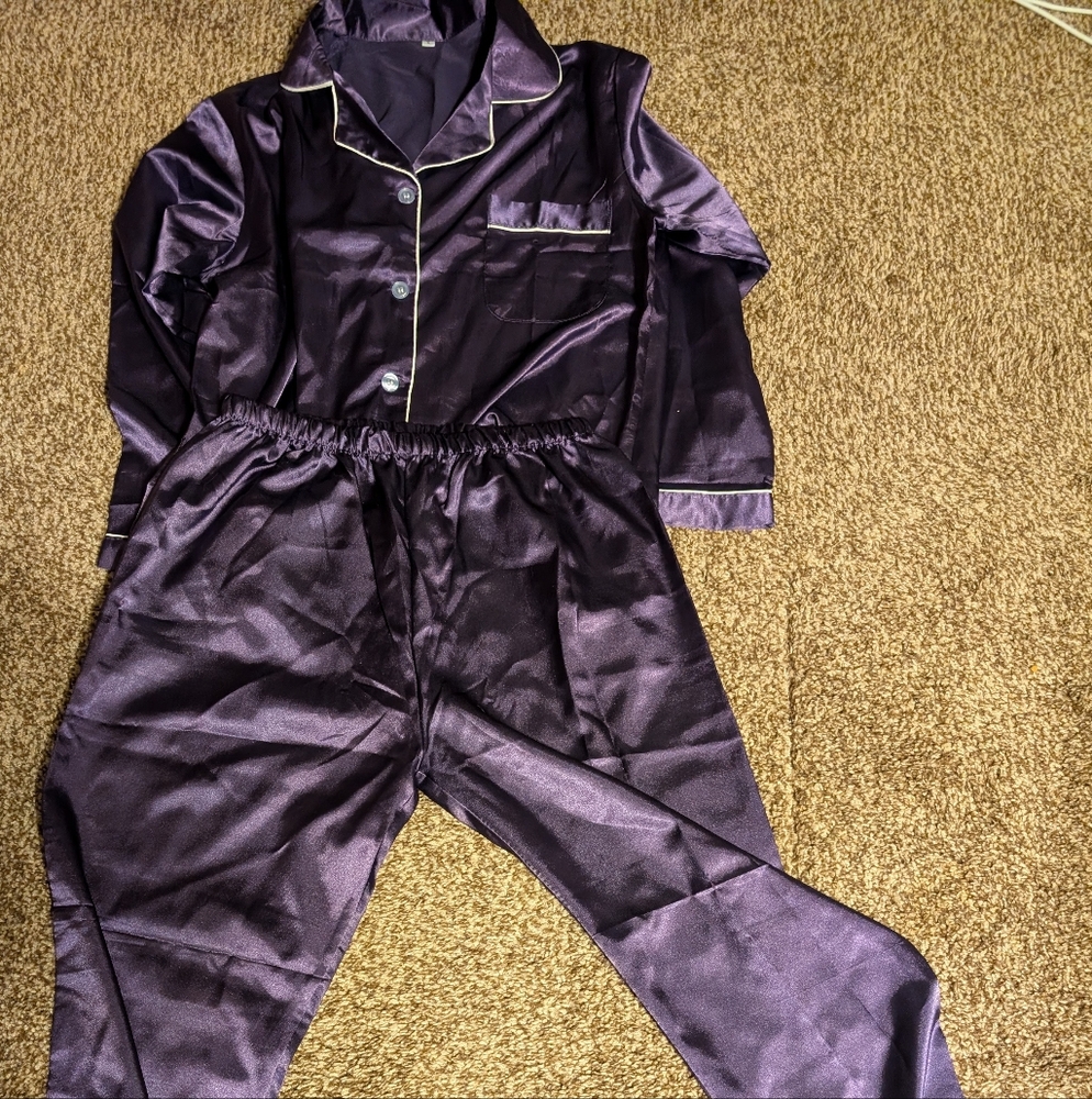 Women's Pajama Long Sleeve Set Satin Purple Size Small